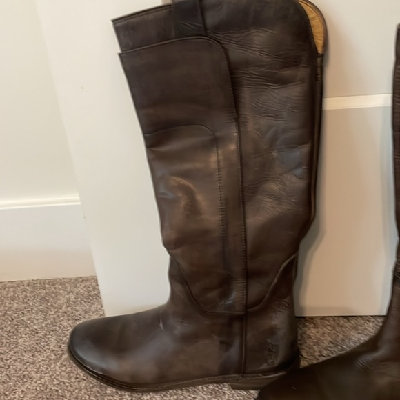 Tall Frye leather boots - Picture 2 of 6